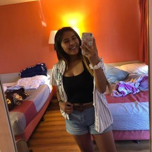 Meet your Posher, Nowell